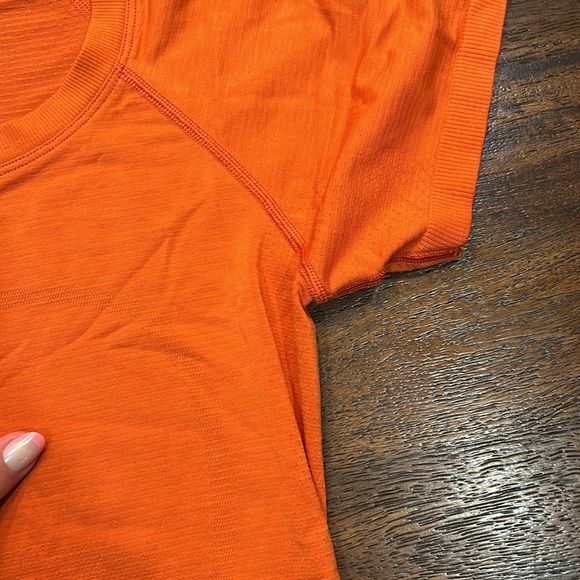🍑🧡RARE! Orange Swiftly Tech Tee! Size 2! - full length, regular fit!🧡🍑 - Picture 4 of 8